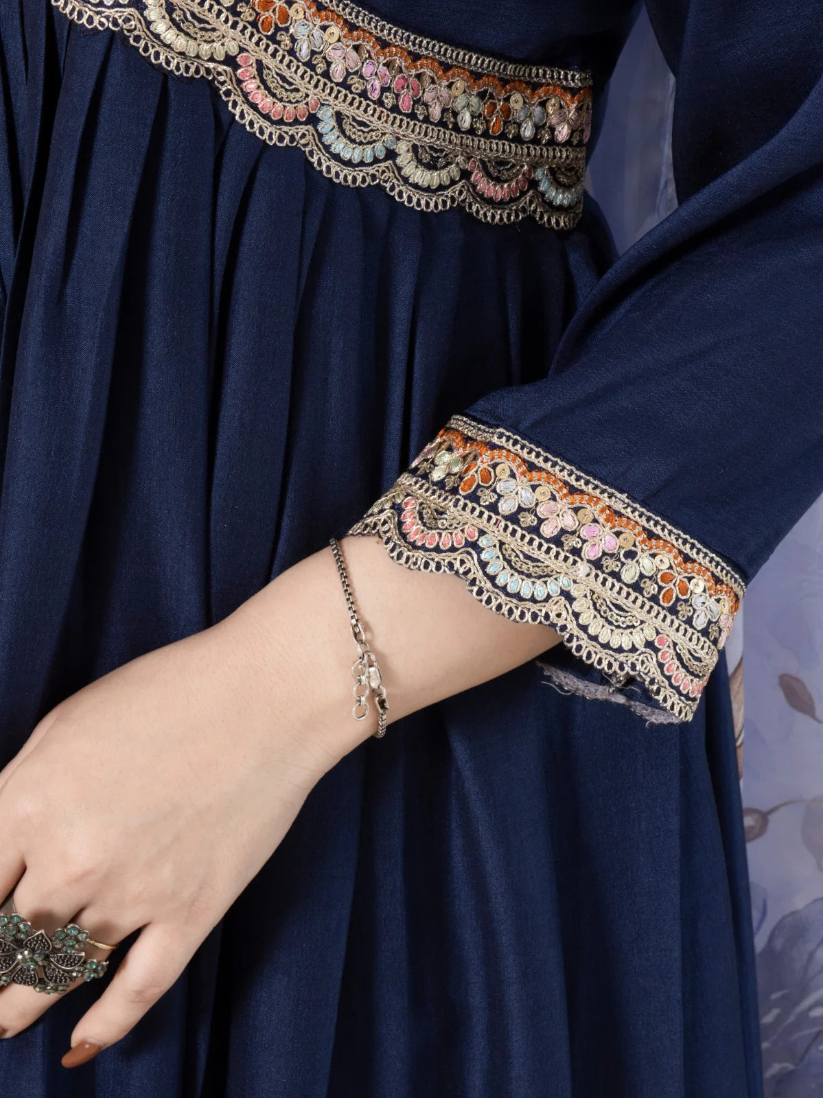 Embroidered Chinon Suit Set with Tabby Organza Dupatta
