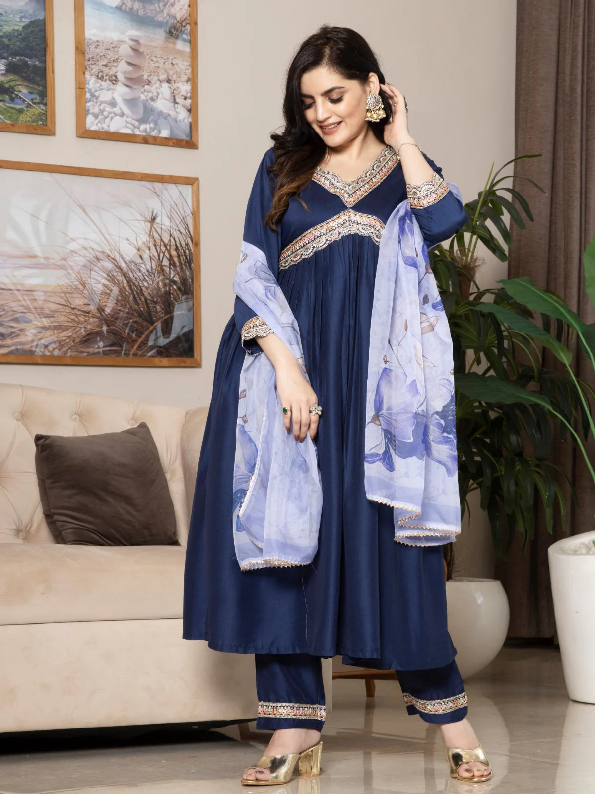 Embroidered Chinon Suit Set with Tabby Organza Dupatta