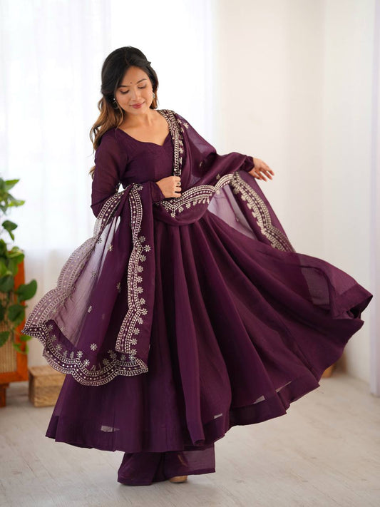 Real Modeling Heavy Designer Party Wear Gown Set
